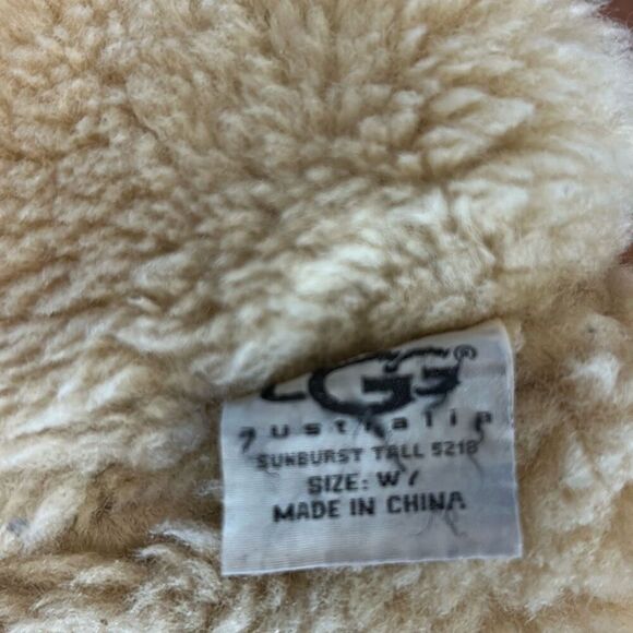 UGG's sundance boots size 7 tan suede shearling - Picture 3 of 10